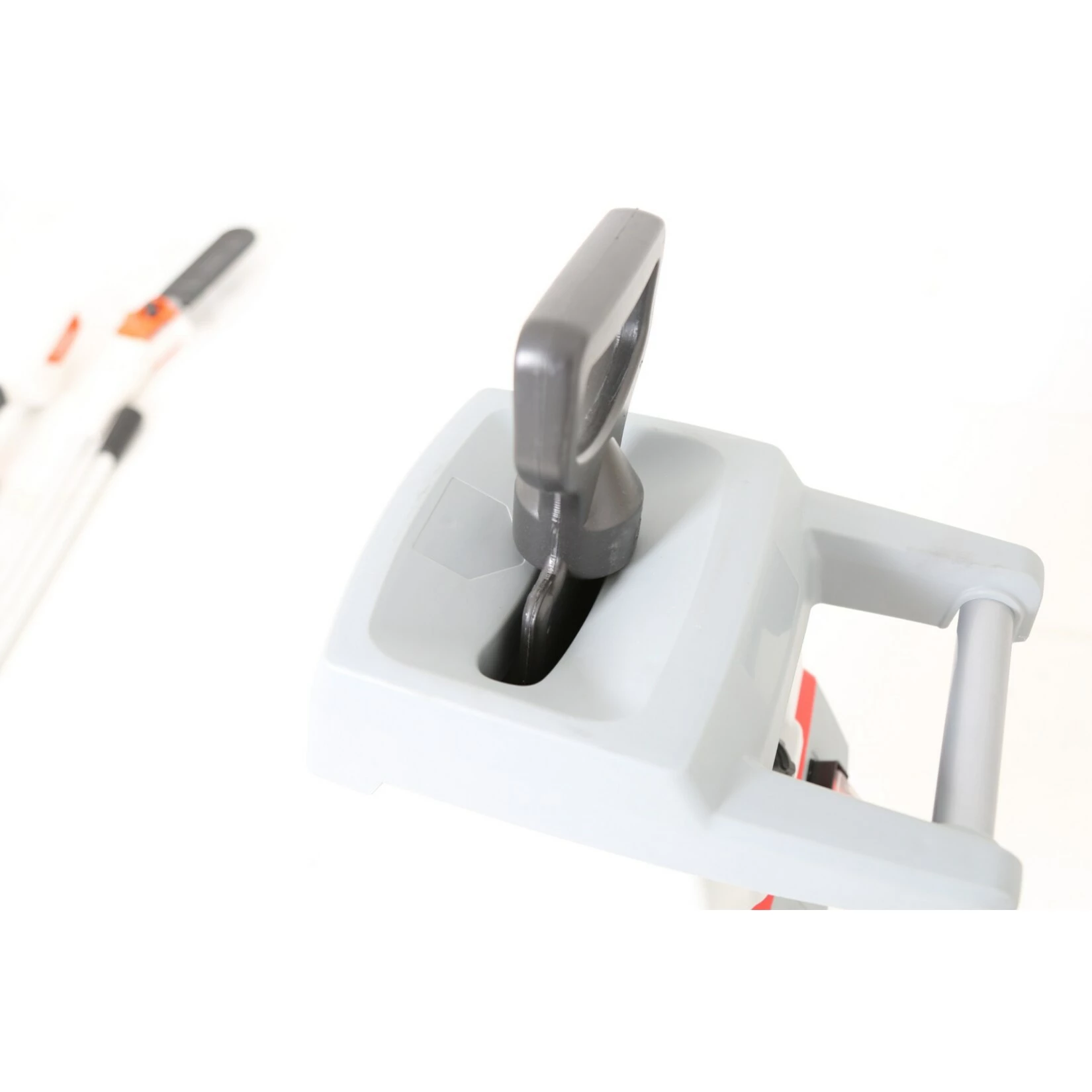 Ikra IMH 2500 Elektro-Messerhäcksler 5 Ikra IMH 2500 Elektro-Messerhäcksler – Bild 5