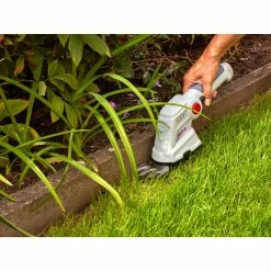 Ikra IGBS 3,6 Akku Gras- Und Strauchschere 11 Ikra IGBS 3,6 Akku Gras- Und Strauchschere -Zipper Geschäft 2031591000 prod 006