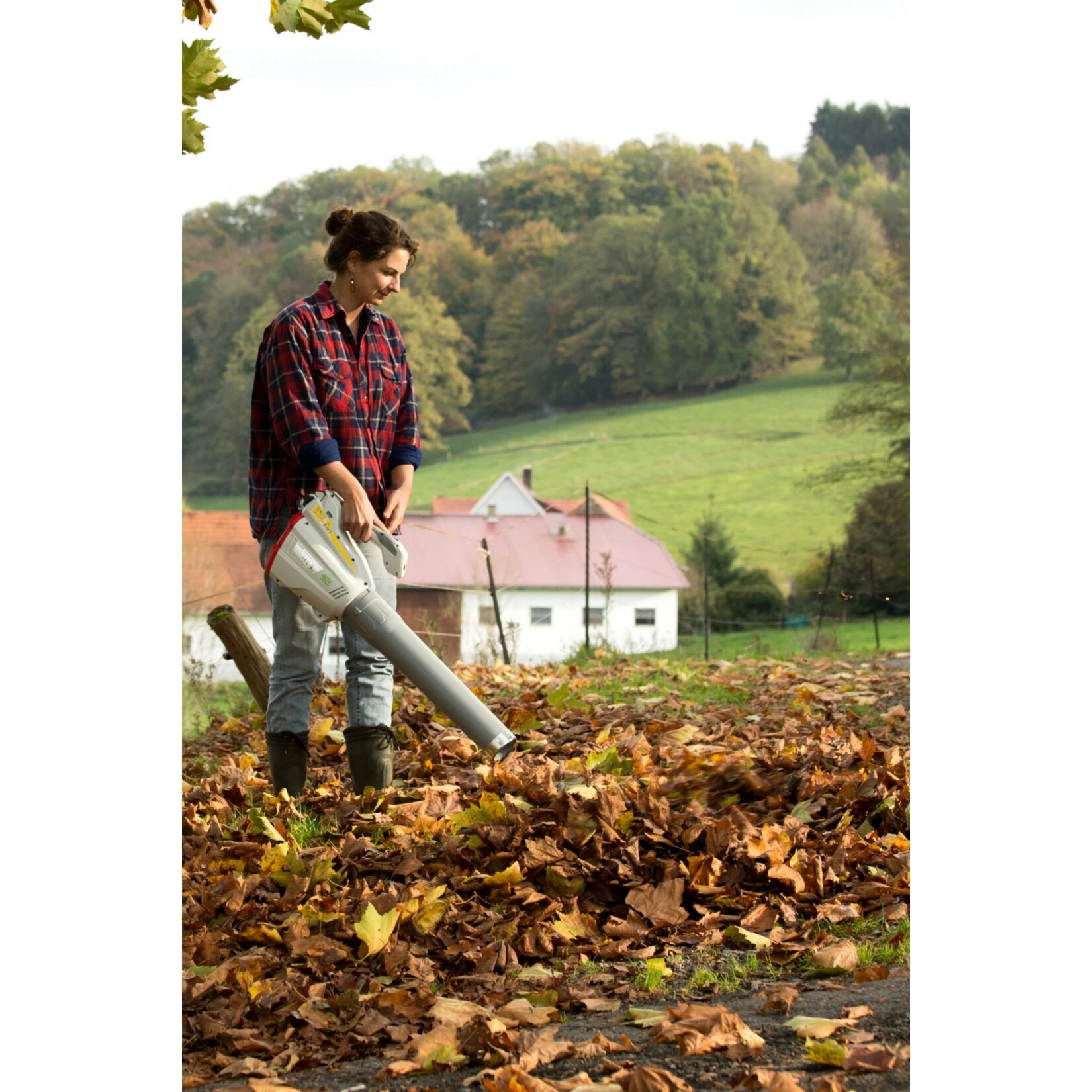 Ikra IAB 40-25 Solo 40 V Akku-Laubbläser 3 Ikra IAB 40-25 Solo 40 V Akku-Laubbläser – Bild 3