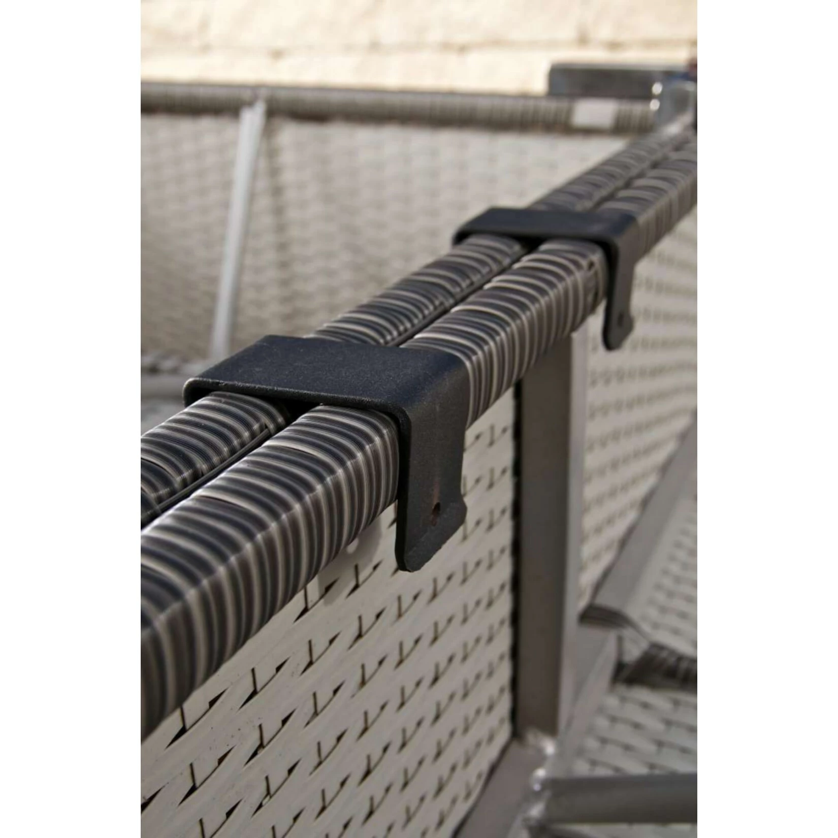 CLP Polyrattan Gartenmöbel Flachrattan-Verbindungsstück | Verbindungsklammer Für CLP-Gartenmöbel | Halteklammer Für Einzelne Elemente 2 CLP Polyrattan Gartenmöbel Flachrattan-Verbindungsstück | Verbindungsklammer Für CLP-Gartenmöbel | Halteklammer Für Einzelne Elemente – Bild 2