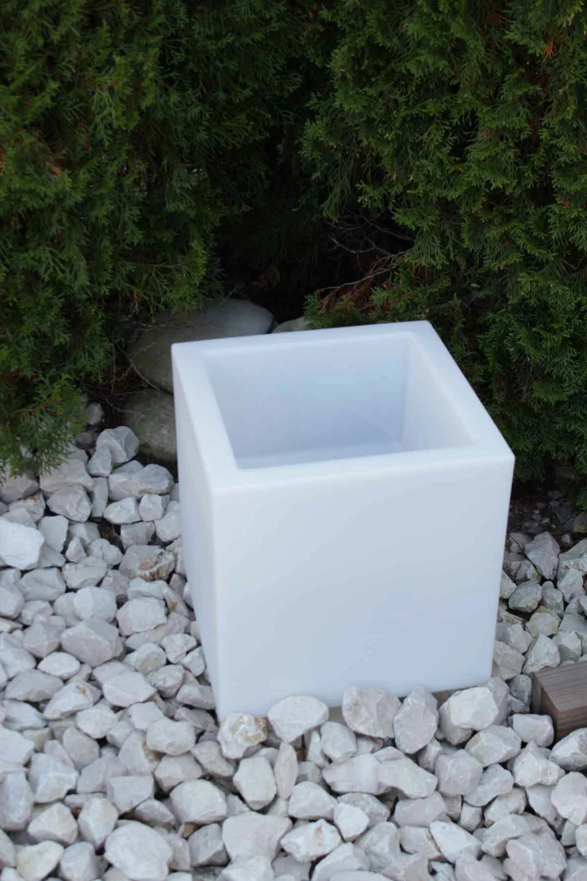 KIOM Pflanzkübel GlowTub Quadratic 38x38x38cm Beleuchtet 10620 5 KIOM Pflanzkübel GlowTub Quadratic 38x38x38cm Beleuchtet 10620 – Bild 5
